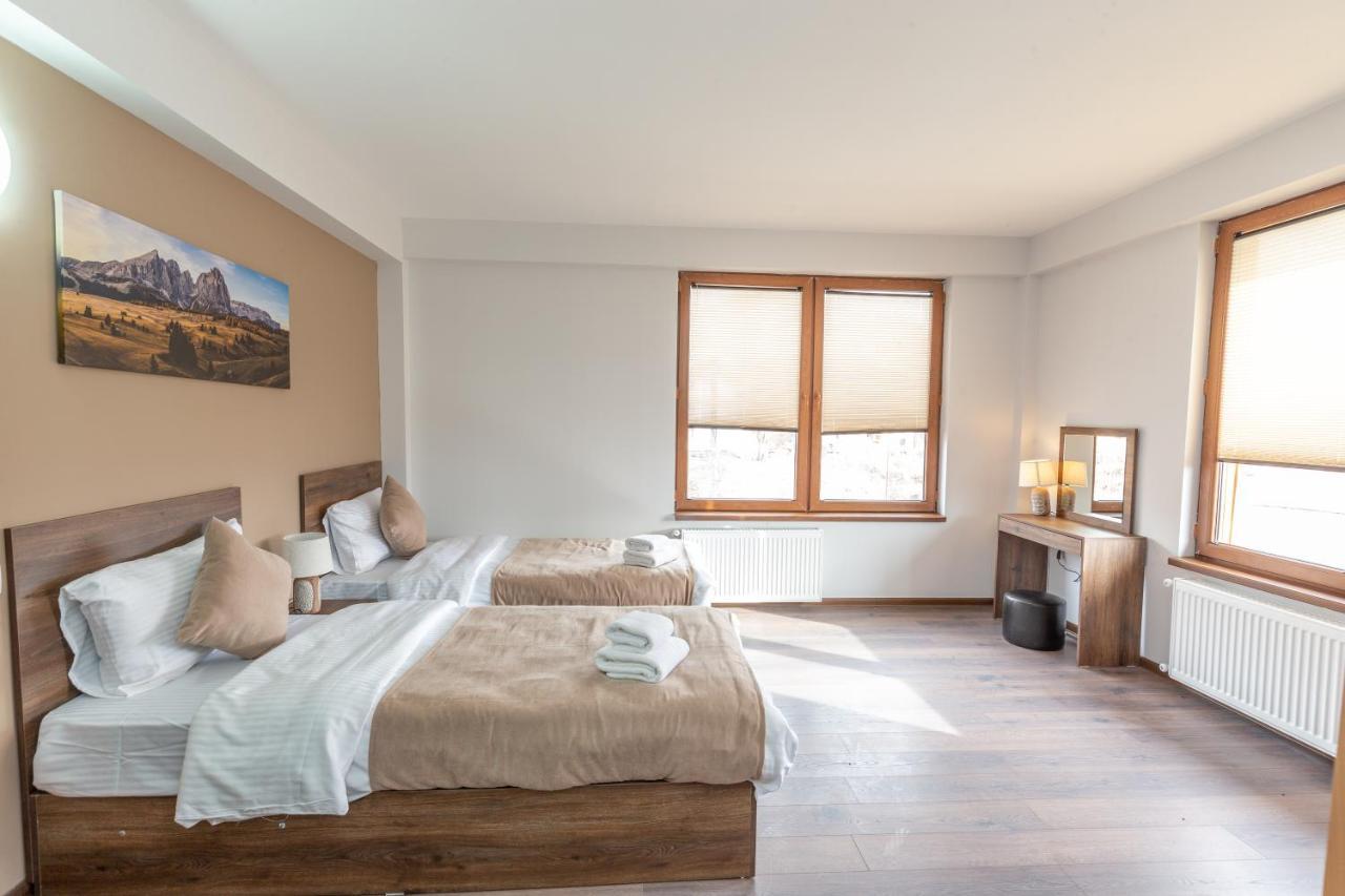 Pine Chalets By Ka Group Goedaoeri Buitenkant foto